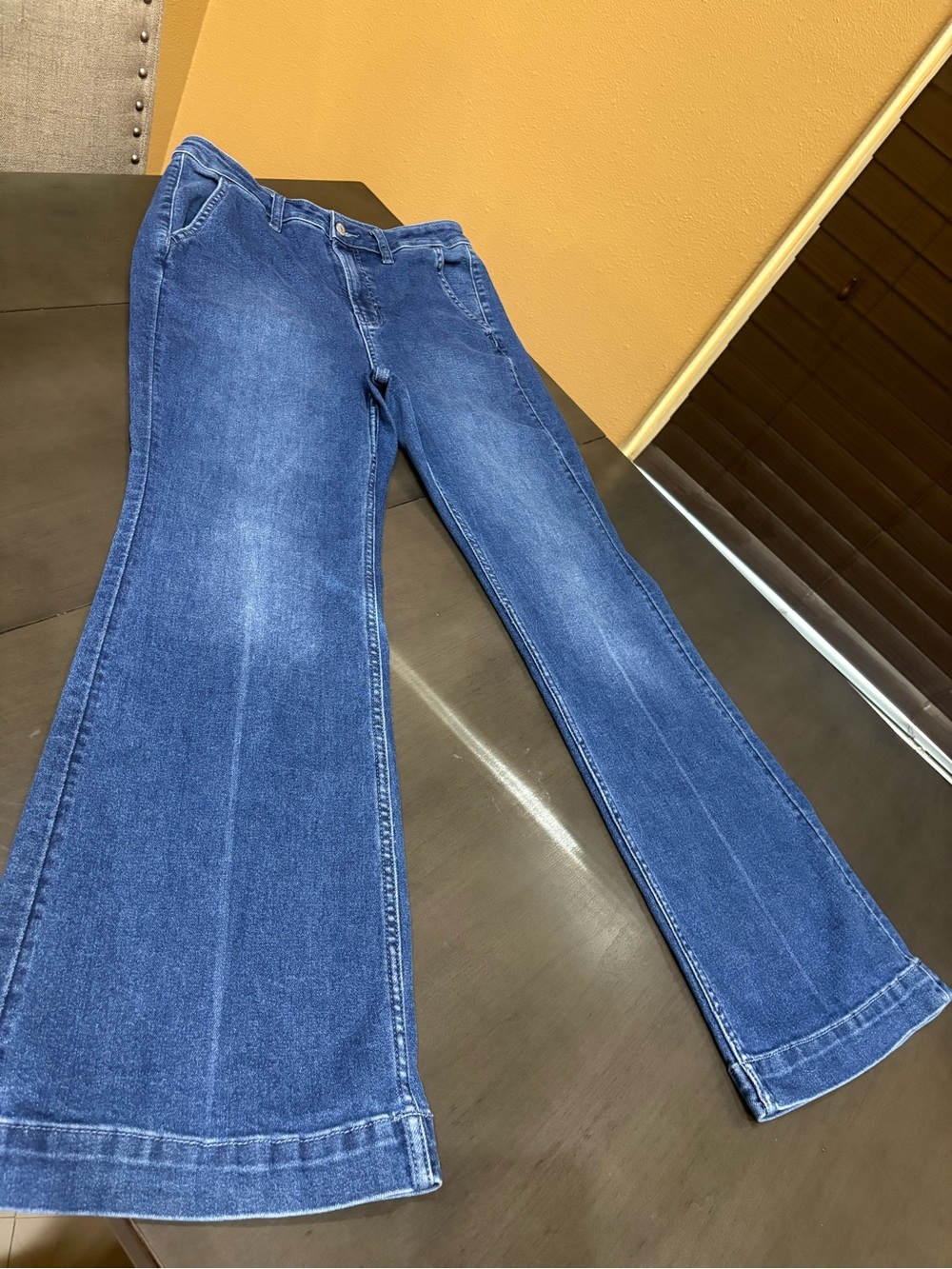 Old Navy  Flare Trouser Extra High-Rise Women's Jeans - Comfort Stretch Size 12